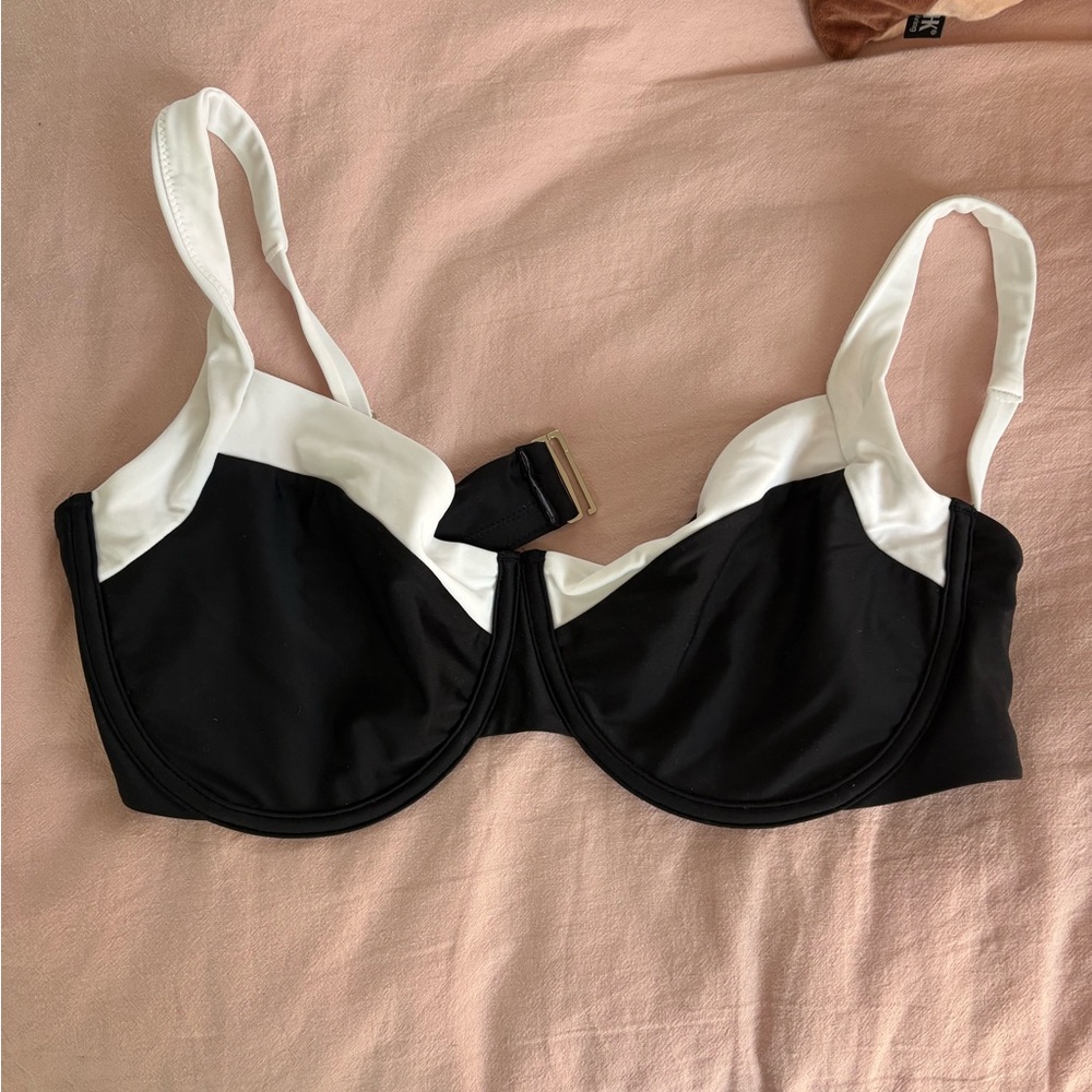 Curve Love Wide Strap Underwire Bikini Top